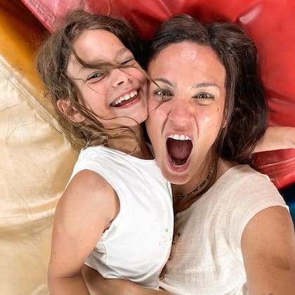 El 23 de agosto, Olivia, la hija mayor de Paula Chaves y Pedro Alfonso, cumple su primera década