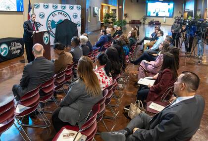 El 25 de febrero la Comisión de la Fuerza Laboral de Texas llevó a cabo una ceremonia para la entrega de una subvención destinada a capacitar a los empleados