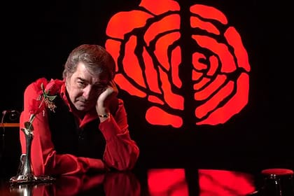 El 4 de enero de 2010 murió Roberto Sánchez. Sandro, el mito eterno.