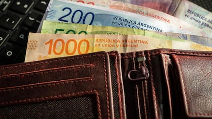 El 45% del talento renuncia a su puesto de trabajo porque en otro lugar le ofrecían mejores ingresos o beneficios, de acuerdo con el Market Research 2025, realizado por Pandapé y Computrabajo.