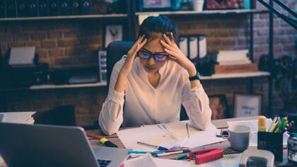 El 57% de los entrevistados dijo haber visto su salud mental afectada debido a la preocupación económica, un aumento del 11% en comparación con el año anterior