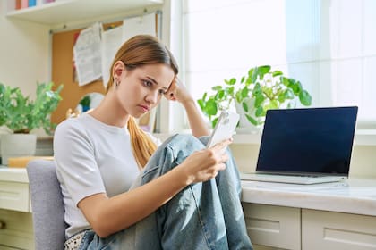 El 78% de las chicas y el 70% de los chicos están preocupados de que la IA se use indebidamente para diagnósticos de salud mental