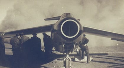 El 9 de agosto de 1947, el piloto Edmundo Weiss probó el mítico avión