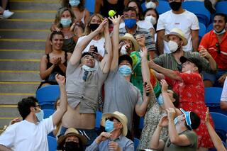 Australia subasta 6776 pelotas digitales para coleccionar y “adueñarse” de un momento del torneo