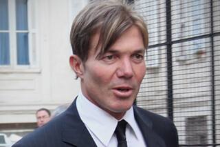 La viuda del exsecretario acusó a Burlando de extorsión