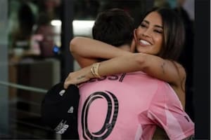 Anto Roccuzzo compartió una postal romántica con Messi y le dedicó un agradecimiento al fotógrafo