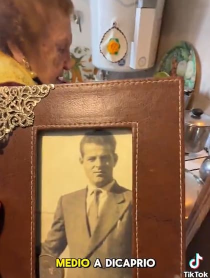 El abuelo de Pablo Viti, quien contrajo matrimonio con su esposa apenas un mes después de conocerla (Foto: Captura TikTok @viti.pablo)