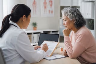 Medicaid y green card: la regla de 5 años para residentes