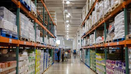 El acceso anticipado permite ver las ofertas y los nuevos productos sin cruzarse con multitudes frente a cada góndola