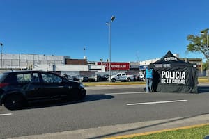 Un hombre murió tras ser atropellado por un auto frente al Aeroparque Jorge Newbery