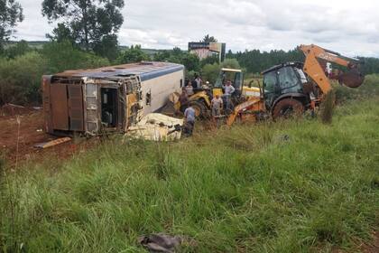 El accidente se produjo a las 19 de la víspera en el kilómetro 801 de la ruta nacional 14, a la altura de San José