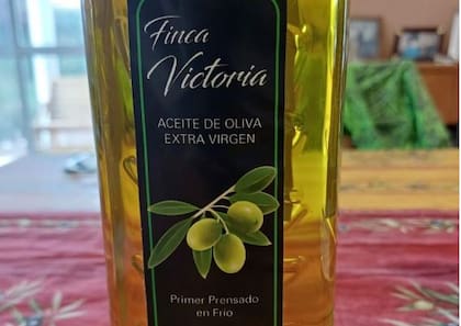 El aceite de oliva prohibido por la Anmat