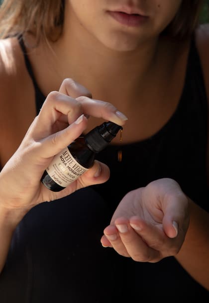 El aceite de rosa mosqueta, con poder humectante