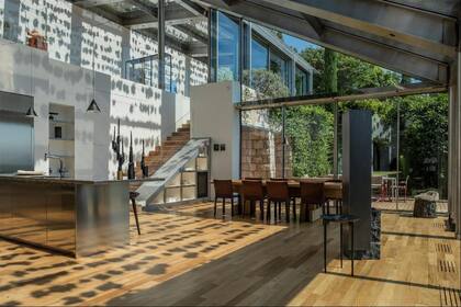 El acero inoxidable es el rey de l{a cocina