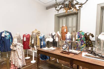 El acervo de la Colección Histórica del Traje Argentino tiene más de nueve mil piezas