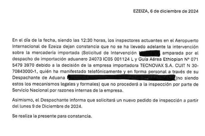 El acta de un agente de Ezeiza en el momento que ingresaron los primeros lotes