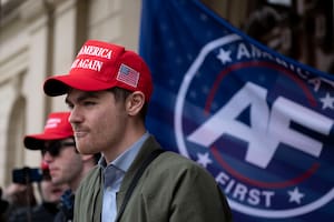 División entre los republicanos por mensajes antisemitas en una entrevista hecha por Tucker Carlson