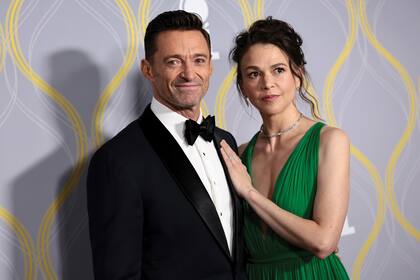 El actor australiano y Sutton Foster en la red carpet de The Music Man.