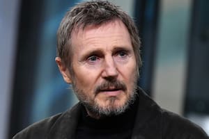 Liam Neeson tentado a protagonizar la remake de una comedia de culto