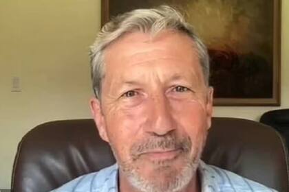 El actor Charles Shaughnessy tiene 66 años y reveló el posible regreso de la serie de los 90'