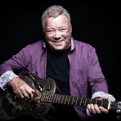 El actor de 93 años le atribuye su longevidad a su vida activa