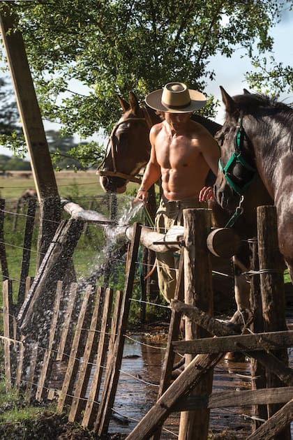 El actor dice estar listo para competir en el ciclo "Corte y Cofección famosos".