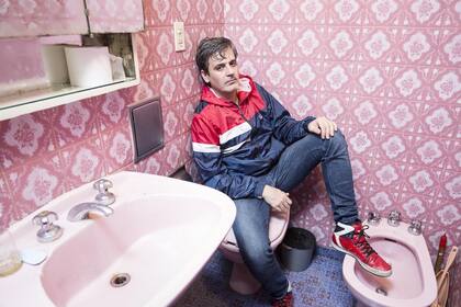 Según Mariano Llinás, el actor y director es una especie de "ángel negro del arrabal"