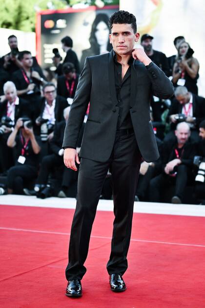 El actor español de La Casa de Papel Jaime Lorente también dijo presente en la presentación de la película Bones and All