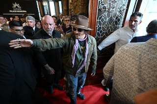 Johnny Depp visitó La Plata, fue declarado visitante ilustre y recibió la llave de la ciudad