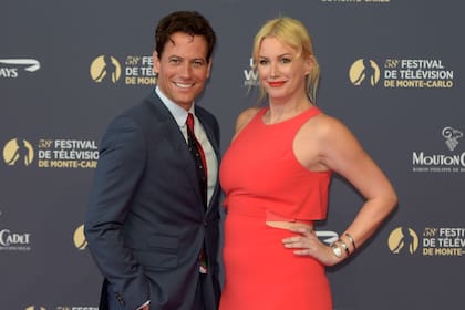 El actor Ioan Gruffudd y su esposa, la actriz Alice Evans