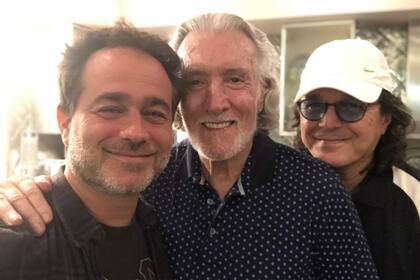 El actor junto a Danny Daniel y Rudy Pérez
