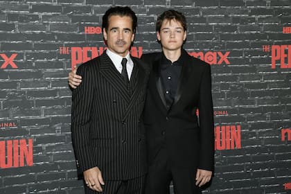 El actor junto a su hijo menor, Henry
