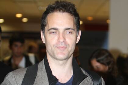 El actor llegó esta mañana a Ezeiza, y fue recibido por los fans que lo esperaban en el aeropuerto