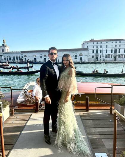 El actor Miles Teller y su mujer, Keleigh Sperry, también dijeron presente.