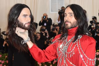 Met: Jared Leto lució su cabeza decapitada y Katy Perry se vistió de candelabro