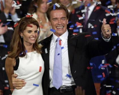 A pesar de su inclinación demócrata (pertenece al clan Kennedy), Maria Shriver acompañó a Arnold Schwarzenegger durante toda su carrera política junto a los republicanos