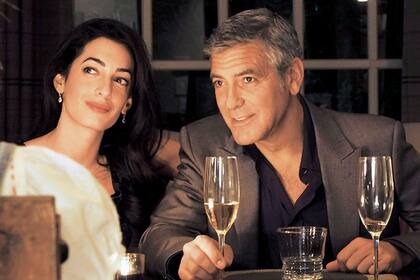 El actor y su novia celebraron su compromiso en mayo, el restó Santa Barbara, en California