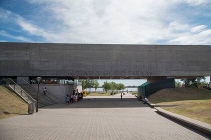 El Acuario Río Paraná cuenta con un centro de estudios con especialistas del Conicet y de la Universidad de Rosario que se encargan del cuidado de las especies