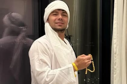 El acusado durante una de sus exóticas travesías