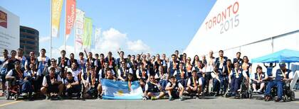 El adios de los atletas argentinos a la Villa en Toronto