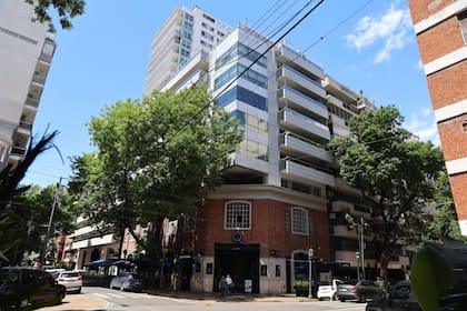 El administrador de un edificio se presenta ante la ley como el representante legal del consorcio con el carácter de mandatario