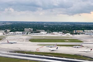 Qué pasa con los vuelos y los aeropuertos en Florida