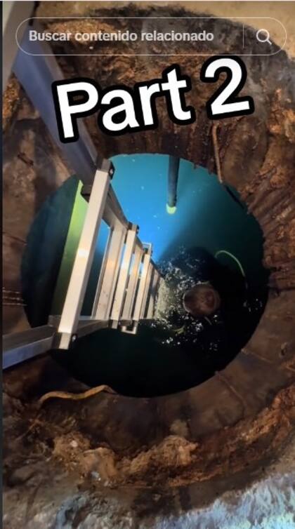 El aficionado en buceo, Trevor Hayley, encontró una habitación secreta bajo su jacuzzi