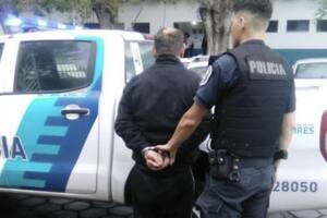 El agresor fue detenido por la policía tras apuñalar a su hermano