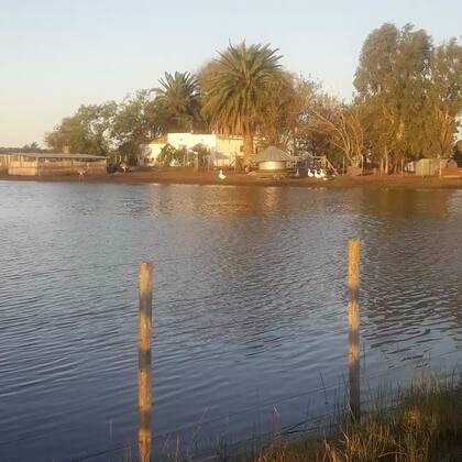 El agua avanzó cerca de la casa de la productora Cristina Raffaeli, en el partido de Carlos Casares