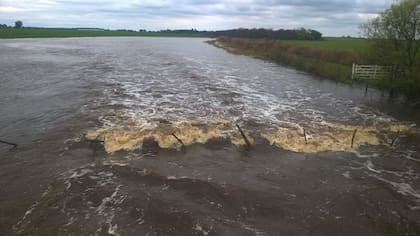 El agua no da tregua en Córdoba: rutas cortadas y evacuaciones