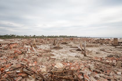El agua se llevó casi 40 manzanas de la localidad.