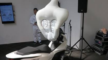 El airbag para el ciclomotor de Honda