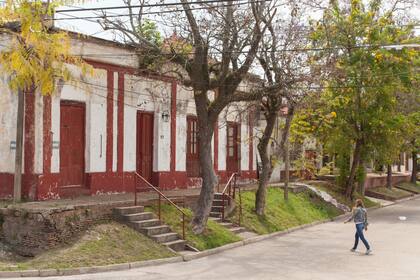 El aire colonial de las calles de Esquina, pura tranquilidad a pasos del río Corriente.