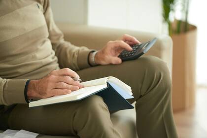 El ajuste oficial de la SSA se anunciará en octubre y regirá desde enero de 2026 para millones de beneficiarios